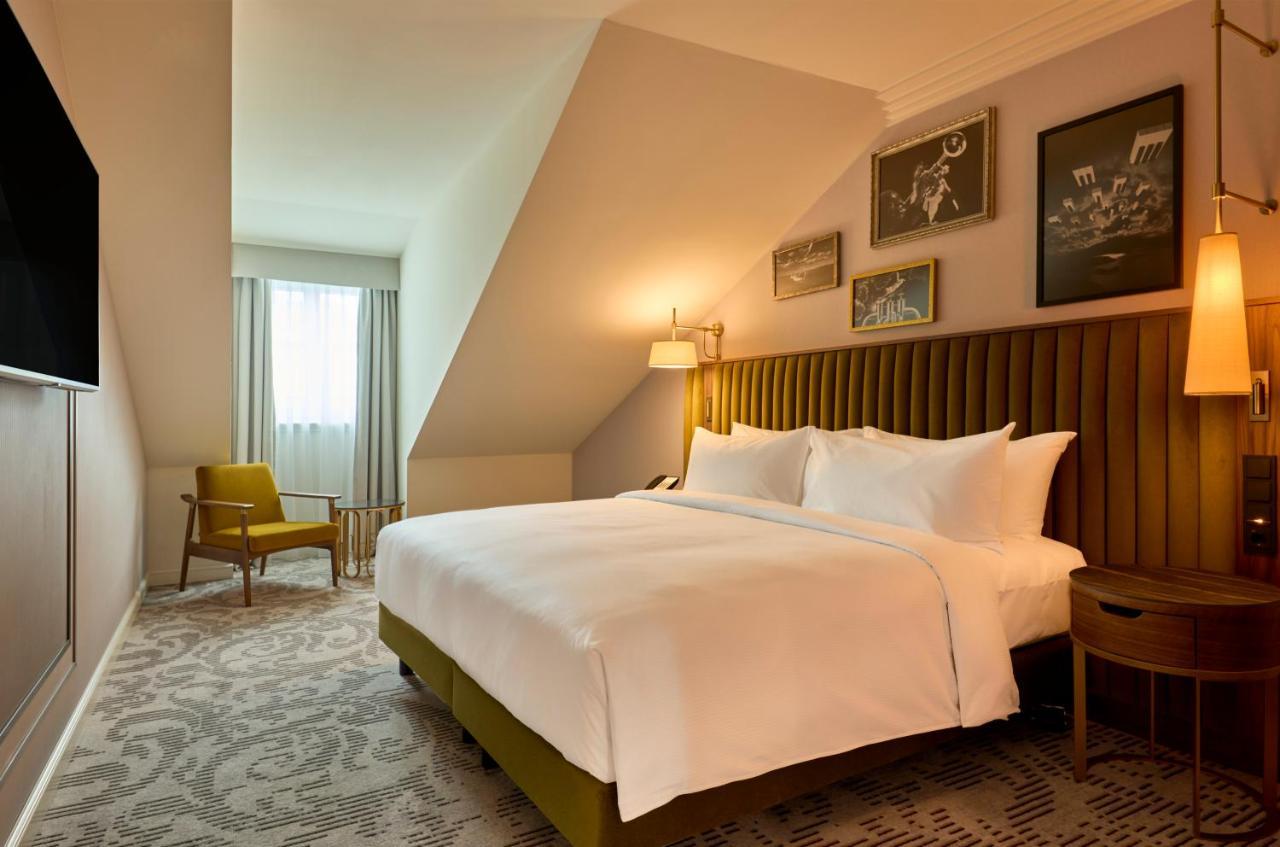 Hotel Saski Krakow Curio Collection By Hilton エクステリア 写真 A room at the hotel
