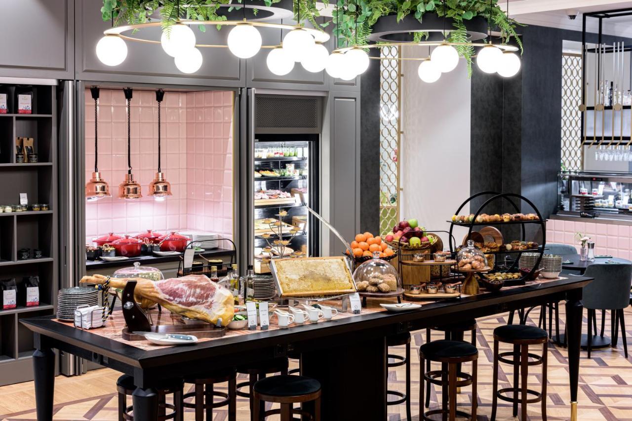 Hotel Saski Krakow Curio Collection By Hilton エクステリア 写真 The Deli